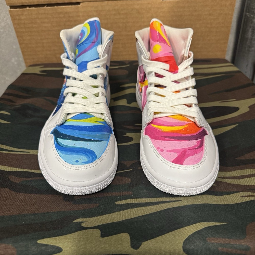 Air Jordan 1 Mid Zendaya 'Euphoria One‎ of a Kind - Picture 2 of 8